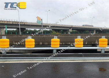 خرید نرده محافظ بزرگراه نوار بازتابی PU EVA با مانع تصادف بزرگراه گالوانیزه online manufacture