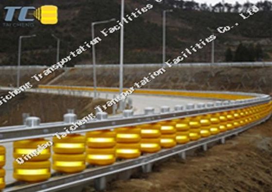 Good price موانع فولادی گالوانیزه با محافظ رولینگ با ارتفاع 1.2m 76mm پست 2.5m طول آنلاین