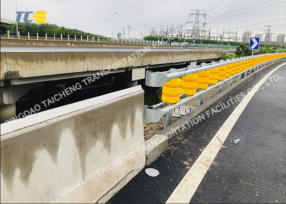 Good price حفاظ راه پله مارپیچی پلاستیکی انعطاف پذیر ترافیکی آنلاین